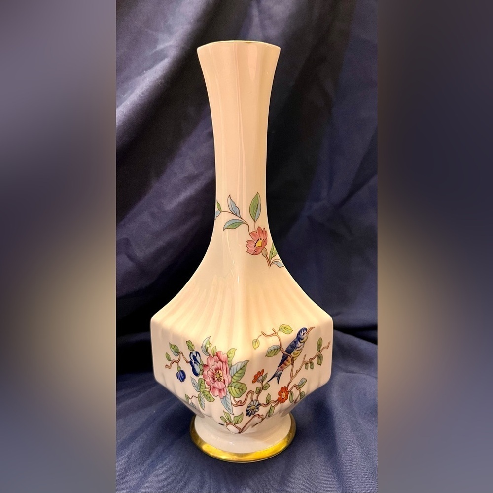 Vintage Aynsley Pembroke Fine Bone China 7" Square Base Gilded Bird Bud Vase